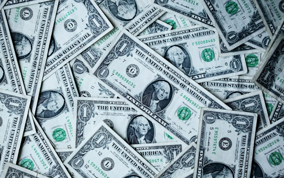 Quince, un punto brillante en el difícil espacio de la moda D2C, más que duplica su valoración a $4.5B con segunda ronda de financiación en 6 meses.